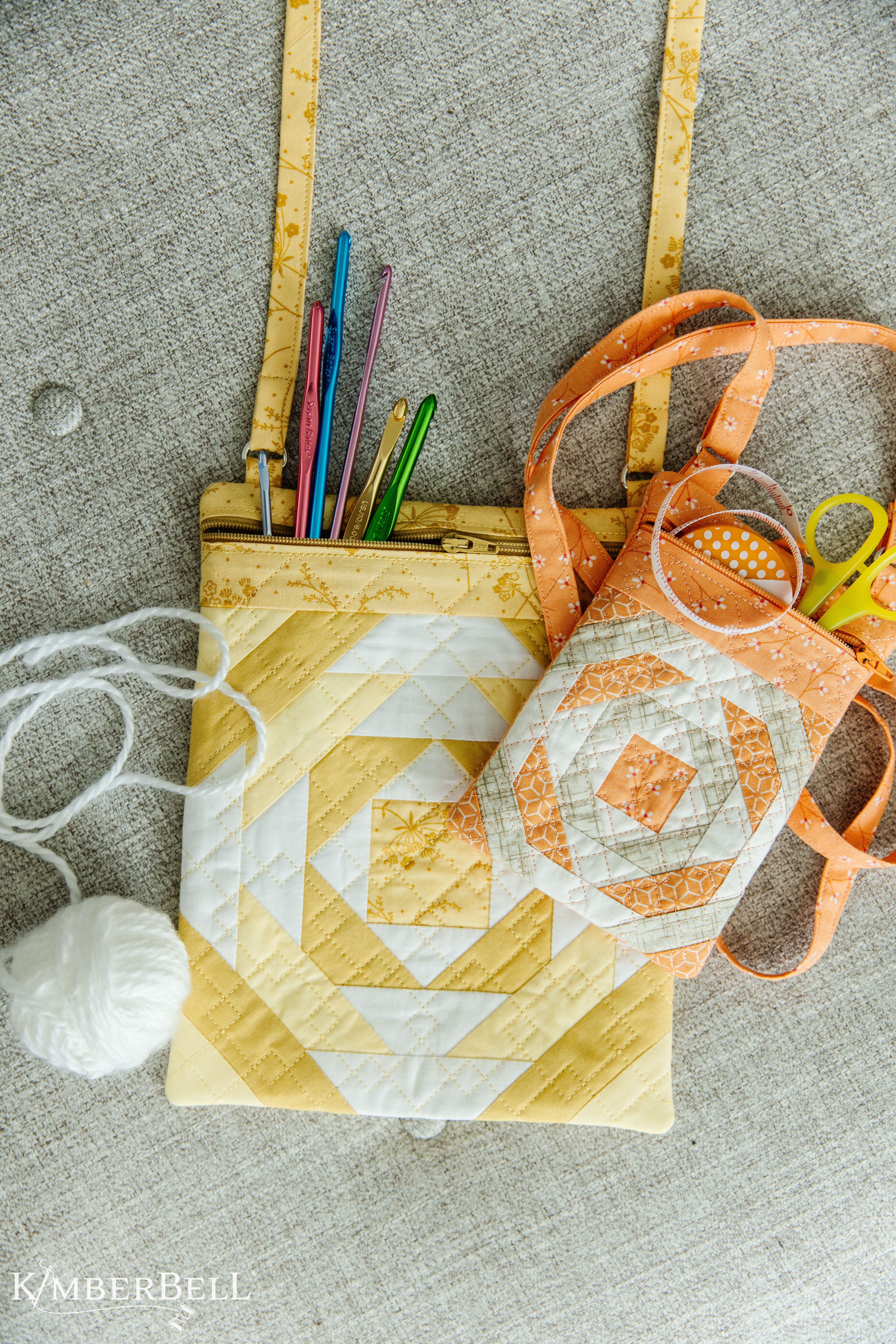 KDDE202-11-Pineapple-Crossbody-Bag (1)