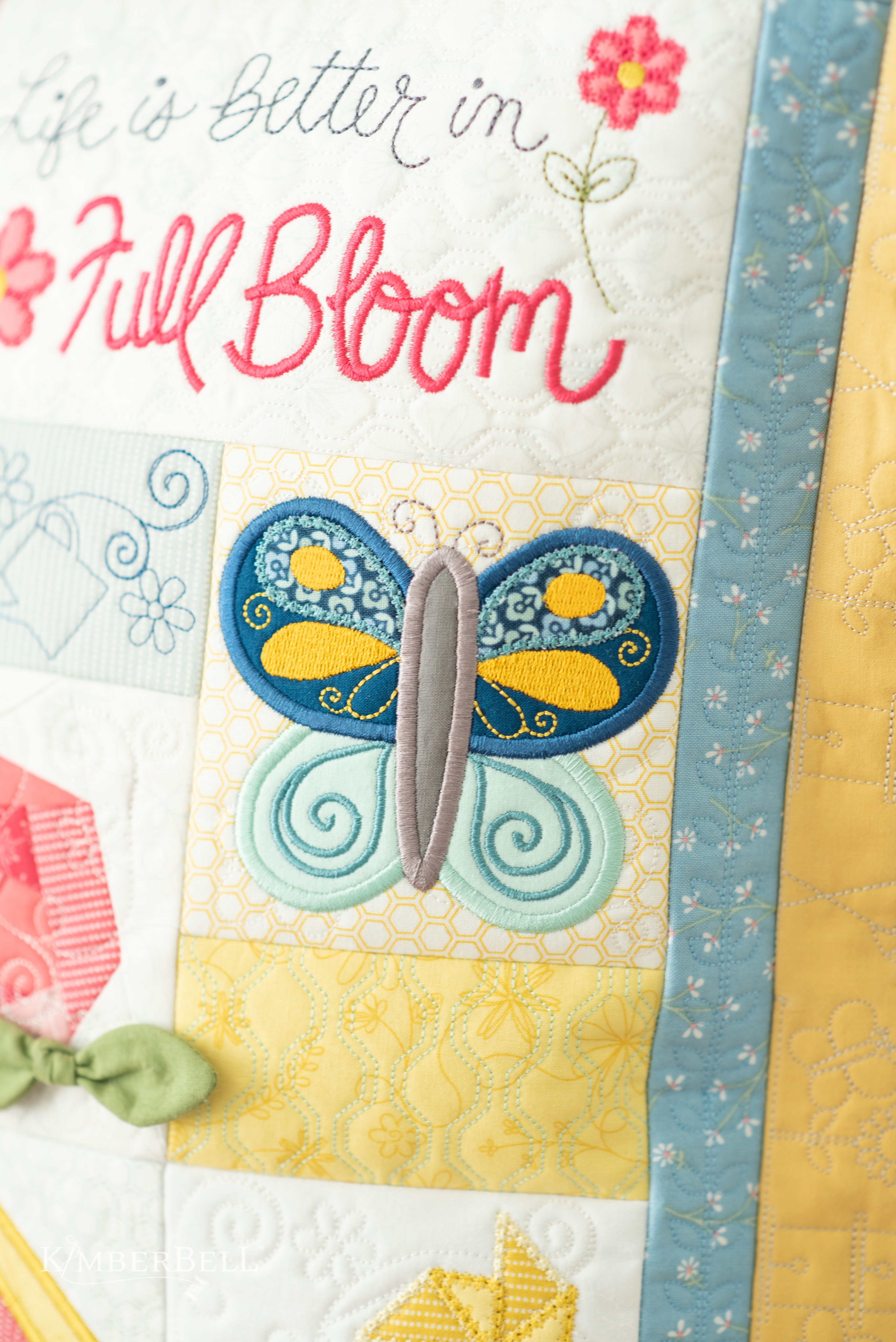 KDDL1075-Life-is-Better-in-Full-Bloom-Highres-12