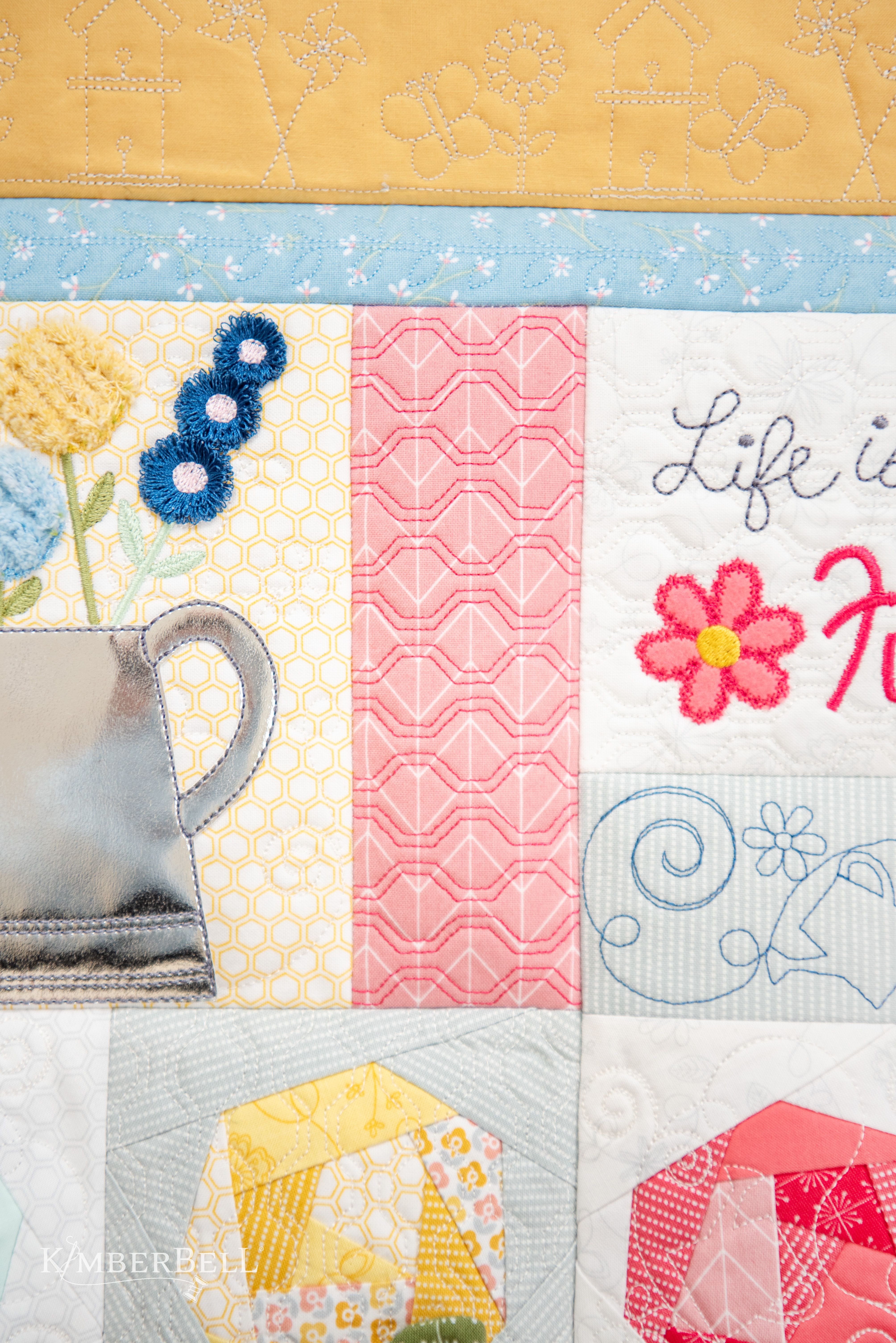 KDDL1075-Life-is-Better-in-Full-Bloom-Highres-61