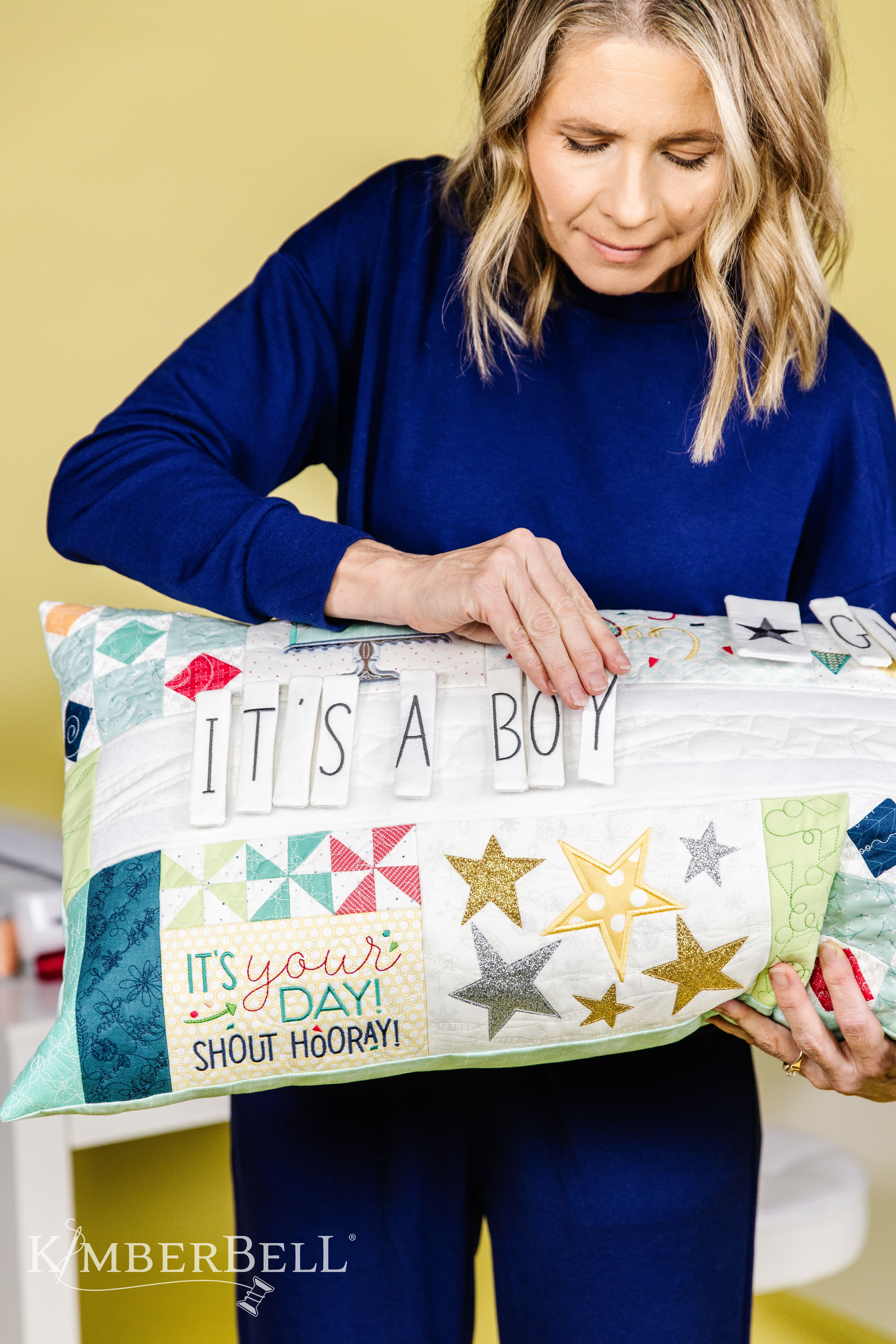 KDKB1275-Shout-Hooray-Bench-Pillow-Highres188