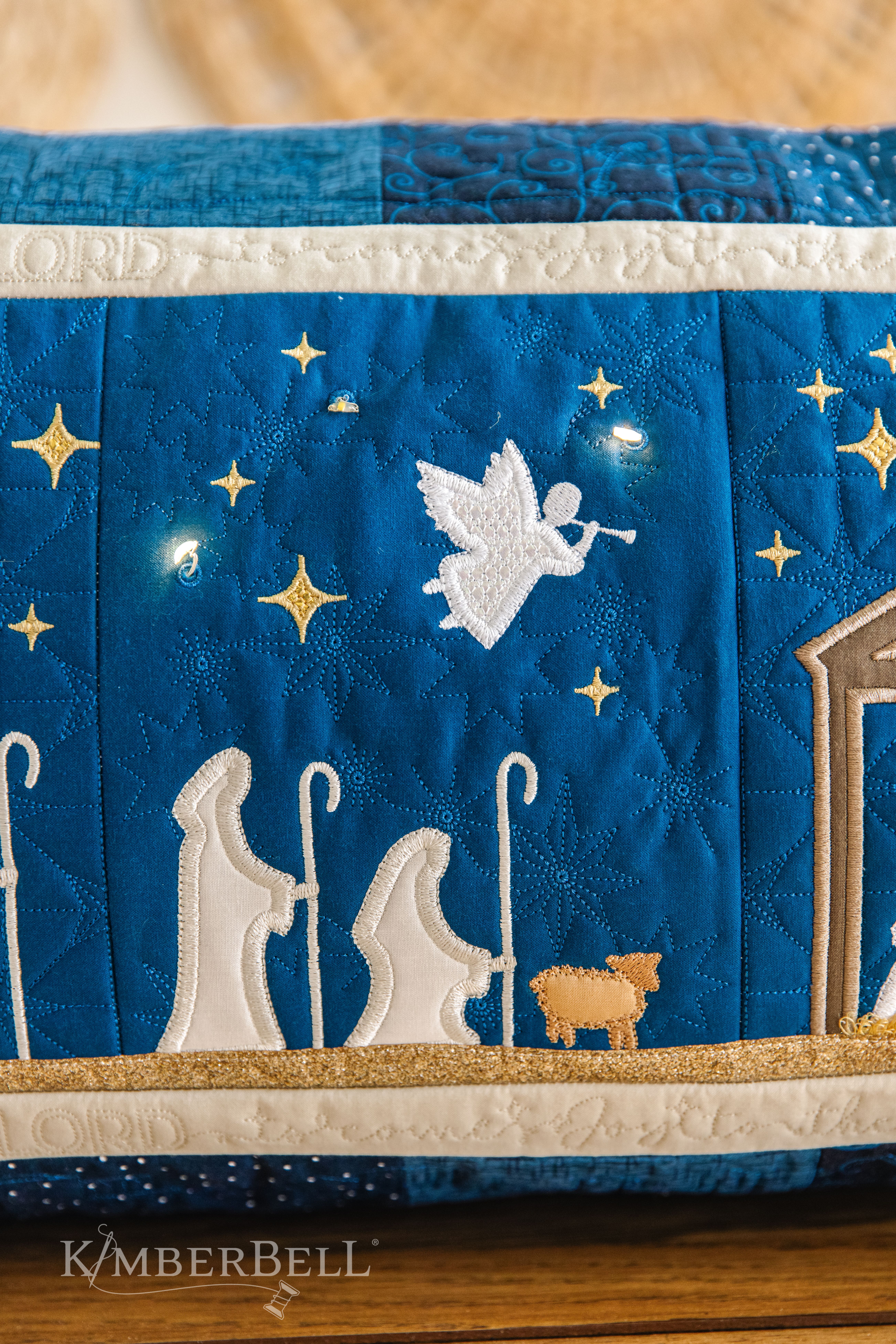 KDKB1279-Nativity-Bench-Pillow-Highres-9