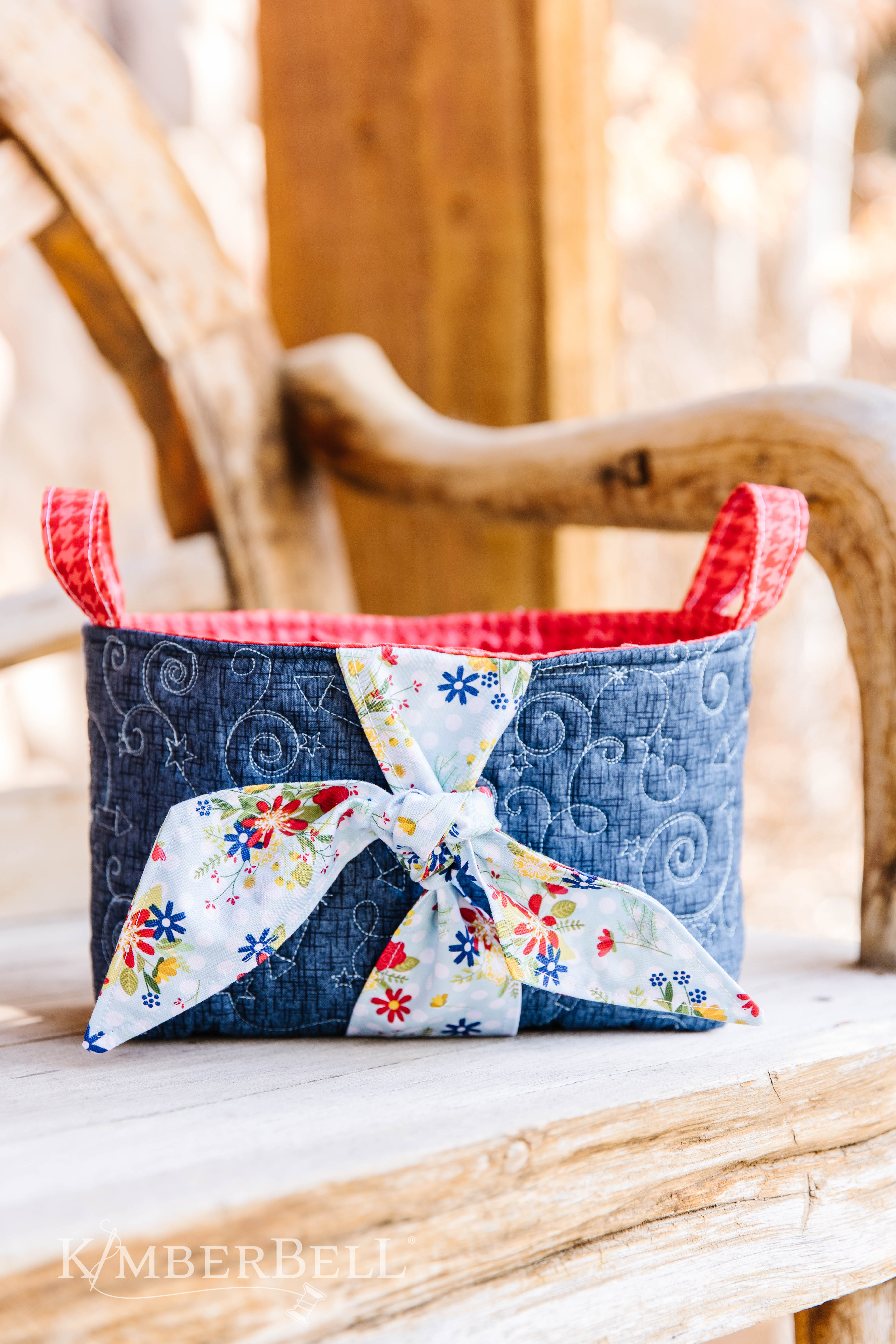 Love-me-knot-vault_Highres-2